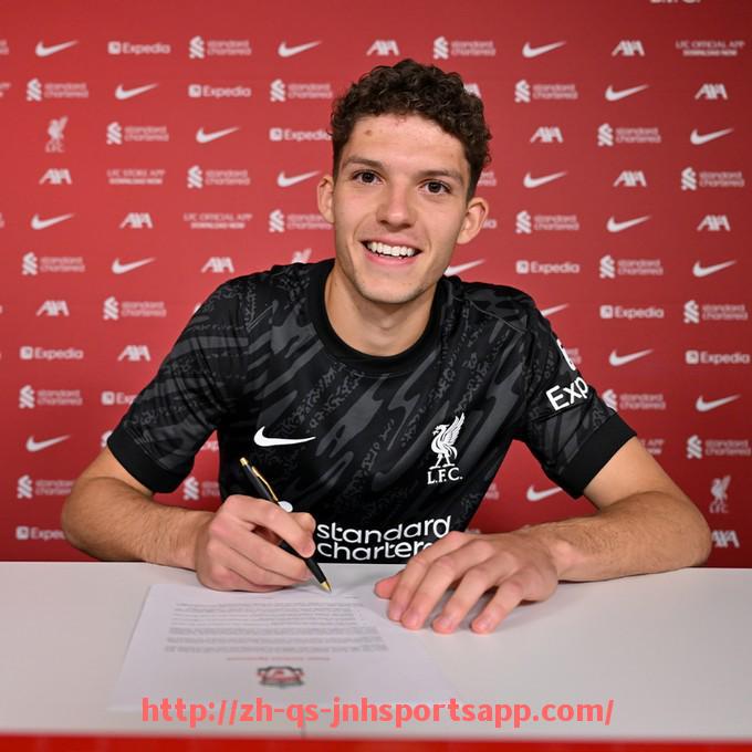 金年会app-英超球员薪资排行及顶级球员收入结构分析